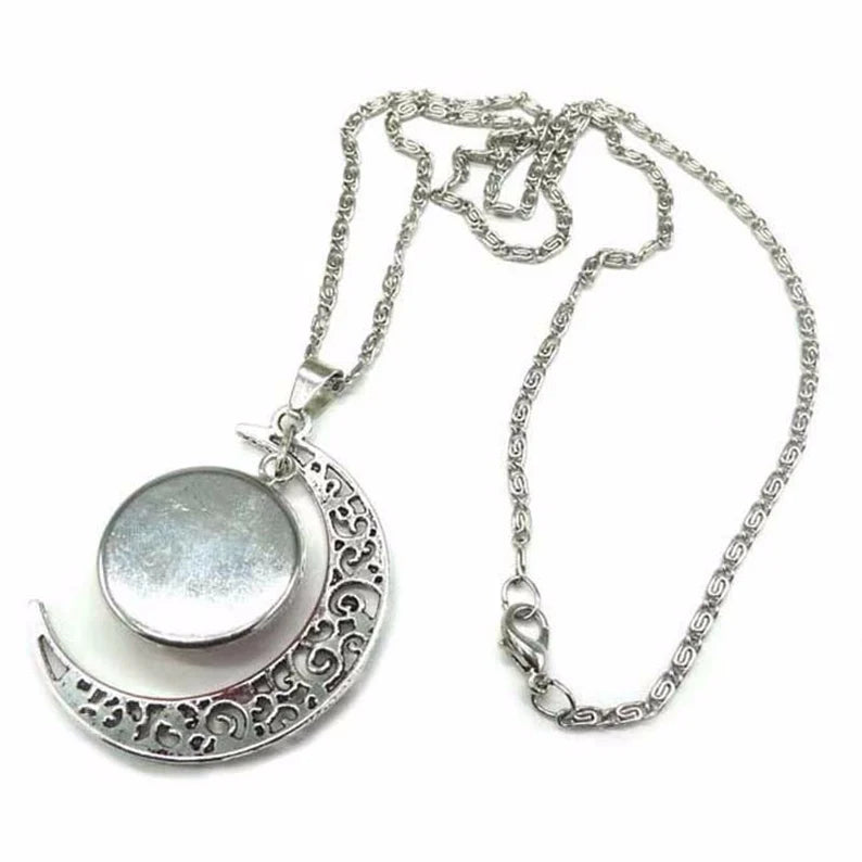 "FRIDA IN BLUE" ART JEWELRY NECKLACE
